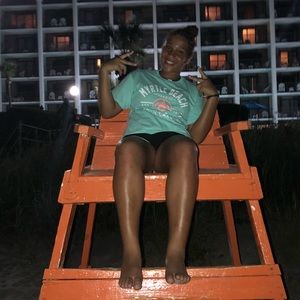 Meet your Posher, Mackenzie